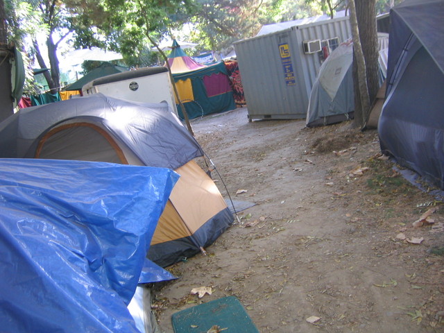 9/25/05 - the back side of Up Your Alley
(and the view from our tent)