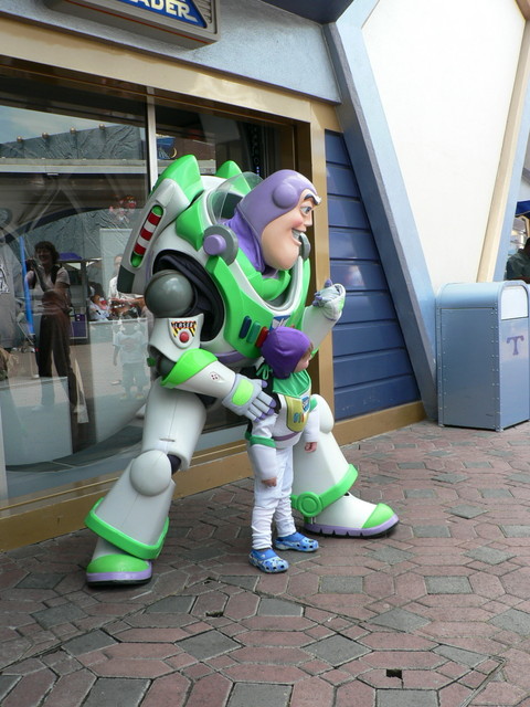 Buzz and Buzz!