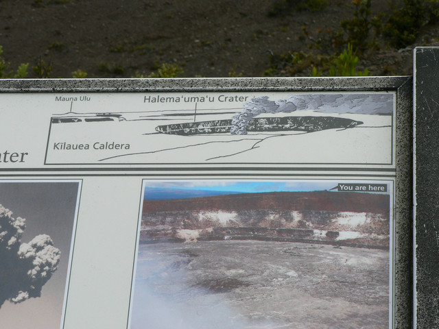 Volcanoes National Park: Halema'uma'u Crater