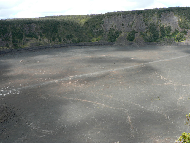 Volcanoes National Park: K&#299;lauea Iki Trail