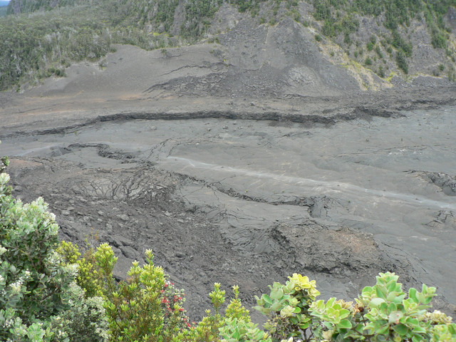 Volcanoes National Park: Pu'u Pua'i Overlook of the K&#299;lauea Iki Trail