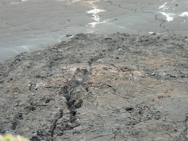 Volcanoes National Park: Pu'u Pua'i Overlook of the K&#299;lauea Iki Trail