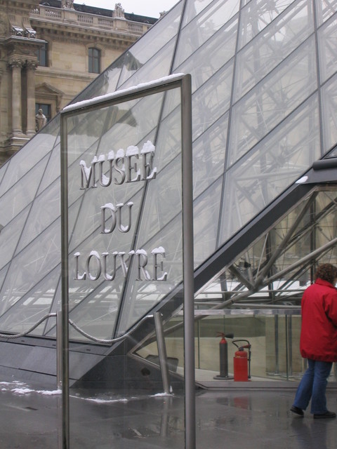 Musee du Louvre
(et neige)